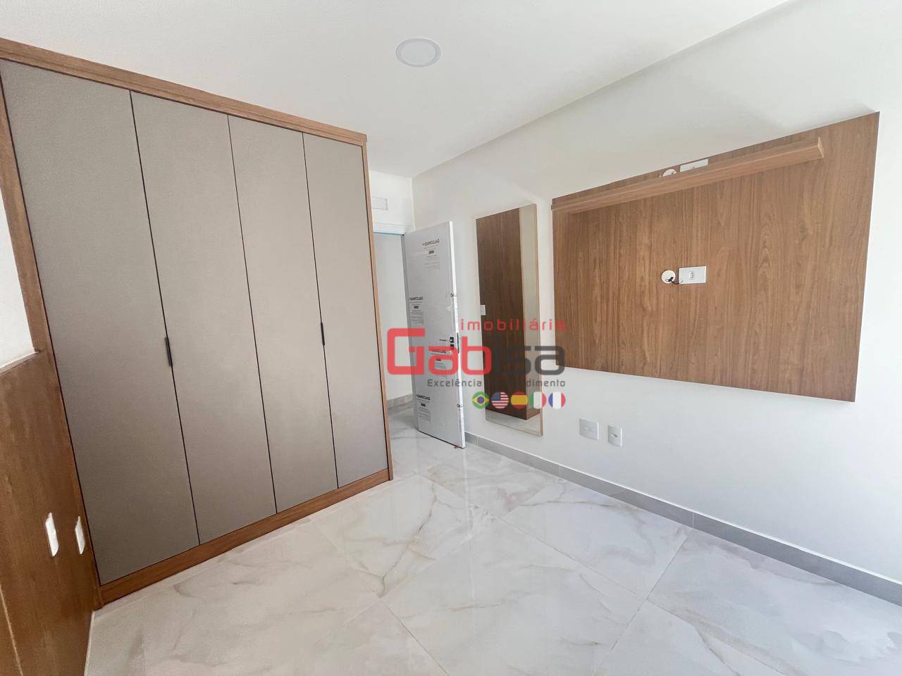 Apartamento para alugar com 4 quartos, 135m² - Foto 7