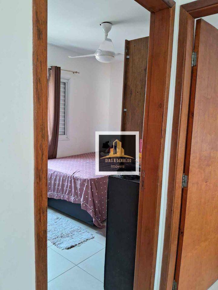 Apartamento à venda com 2 quartos, 48m² - Foto 9