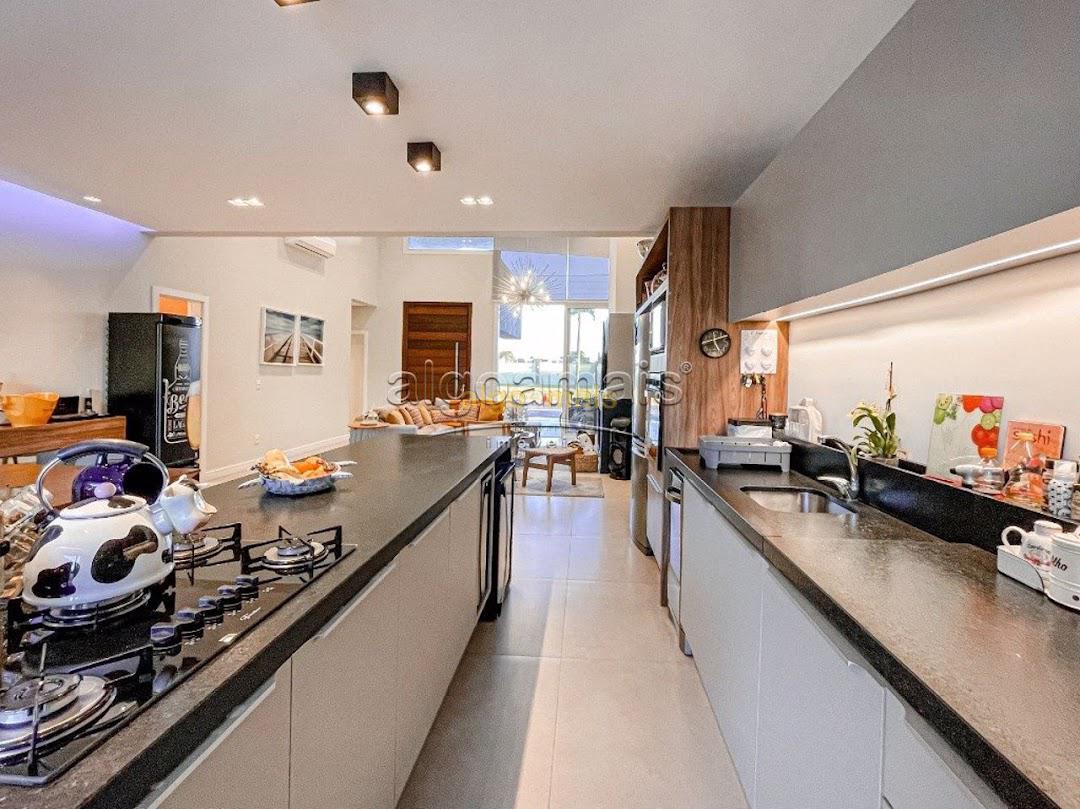 Casa à venda com 4 quartos, 187m² - Foto 22