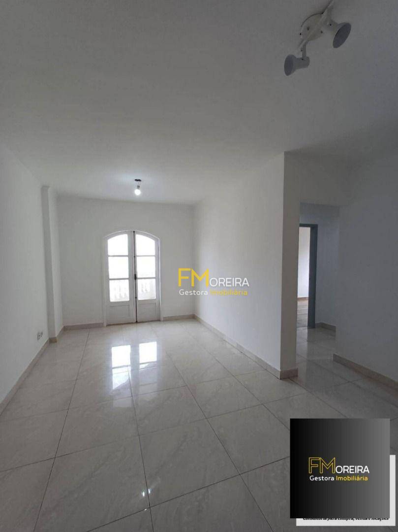 Apartamento para alugar com 3 quartos, 115m² - Foto 13