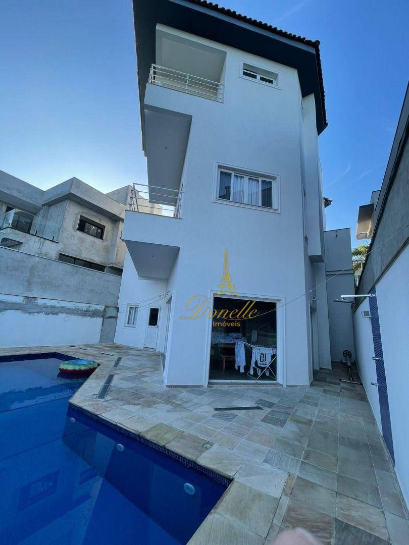 Sobrado à venda com 3 quartos, 300m² - Foto 4