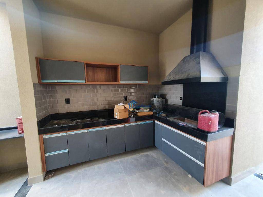 Casa de Condomínio à venda com 3 quartos, 180m² - Foto 3