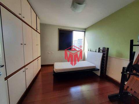 Apartamento à venda com 3 quartos, 244m² - Foto 35