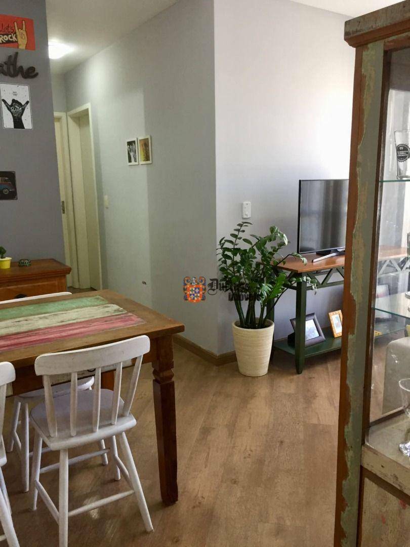 Apartamento à venda com 2 quartos, 48m² - Foto 9