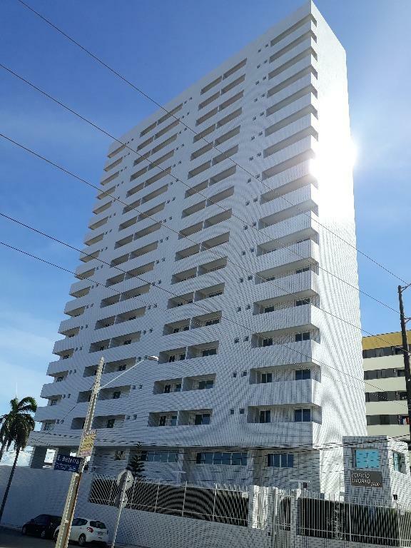 Apartamento à venda com 3 quartos, 114m² - Foto 1