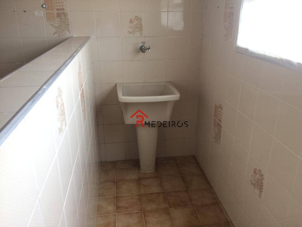 Apartamento à venda com 1 quarto, 43m² - Foto 12