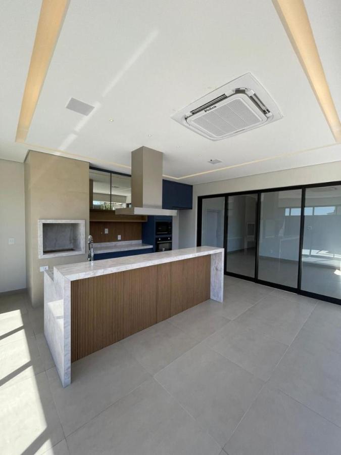 Casa à venda com 3 quartos, 223m² - Foto 21