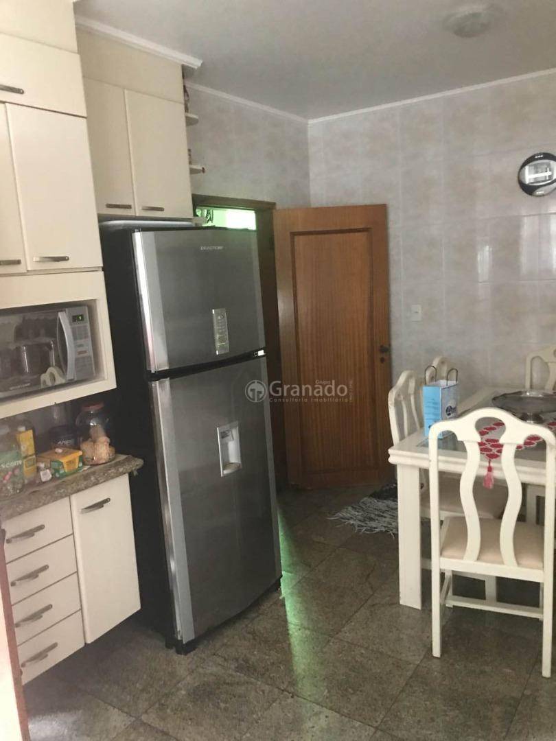 Casa à venda com 4 quartos, 375m² - Foto 20