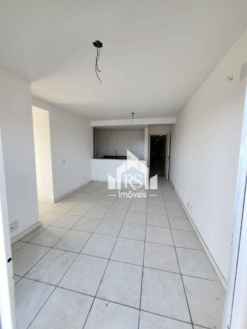 Apartamento à venda com 2 quartos, 56m² - Foto 2