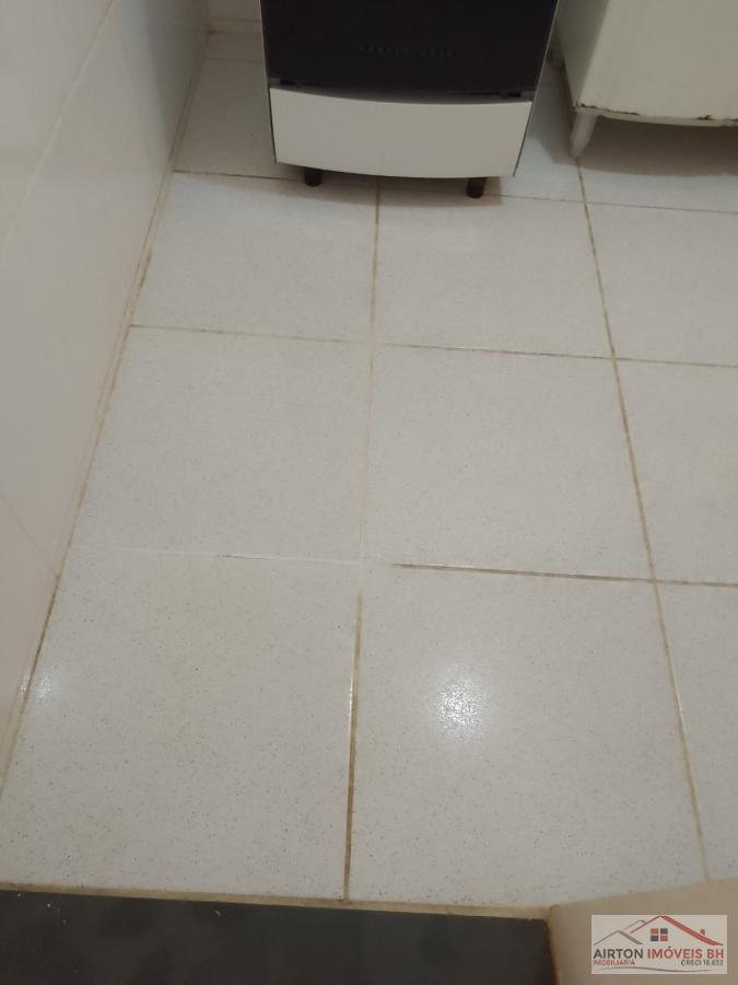 Apartamento à venda com 2 quartos, 42m² - Foto 11