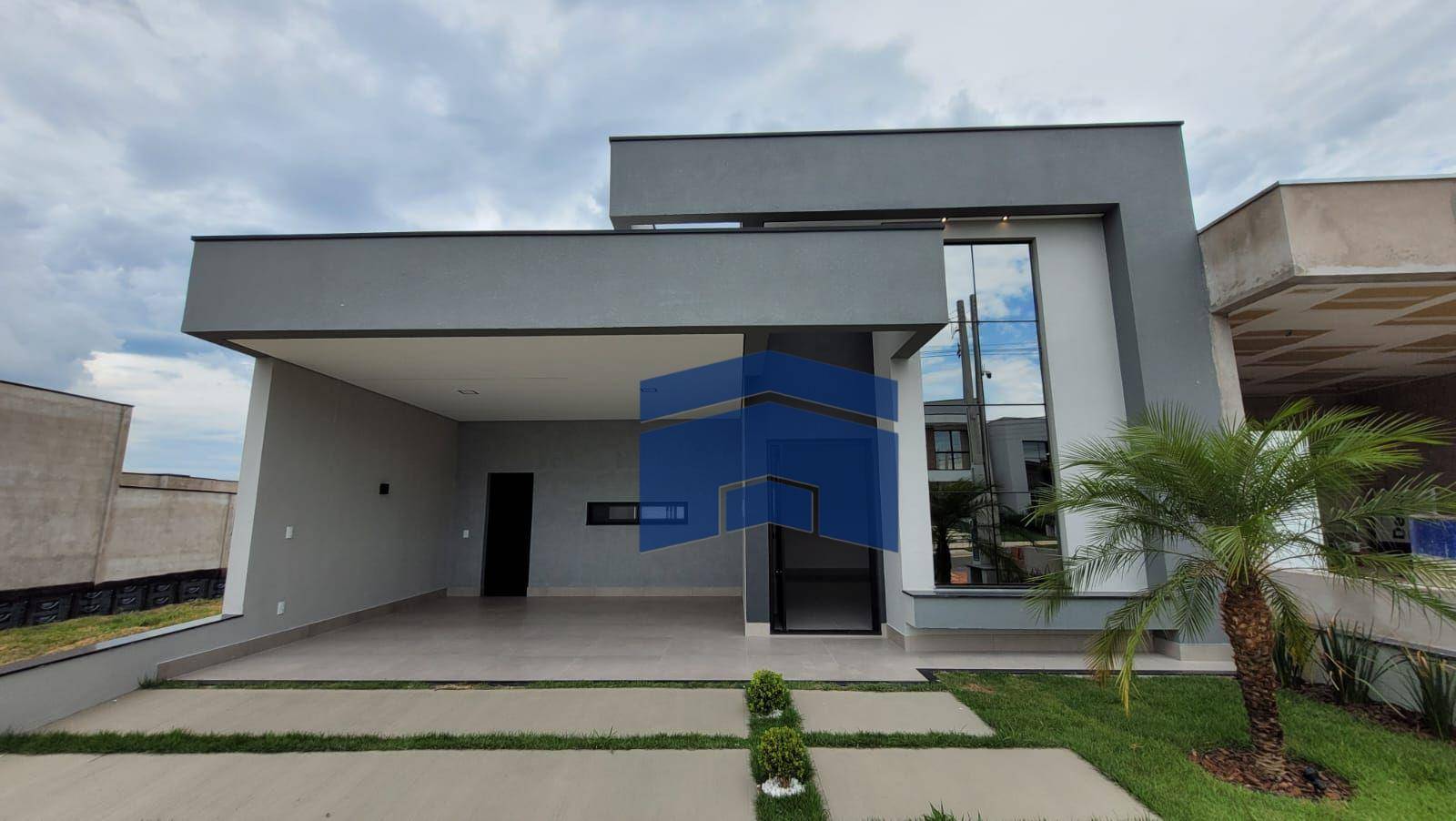 Casa de Condomínio à venda com 3 quartos, 192m² - Foto 1