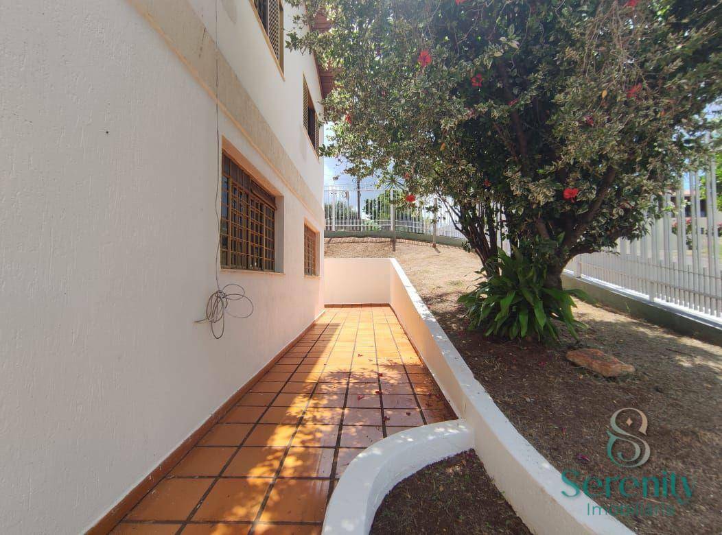 Sobrado à venda com 4 quartos, 321m² - Foto 4