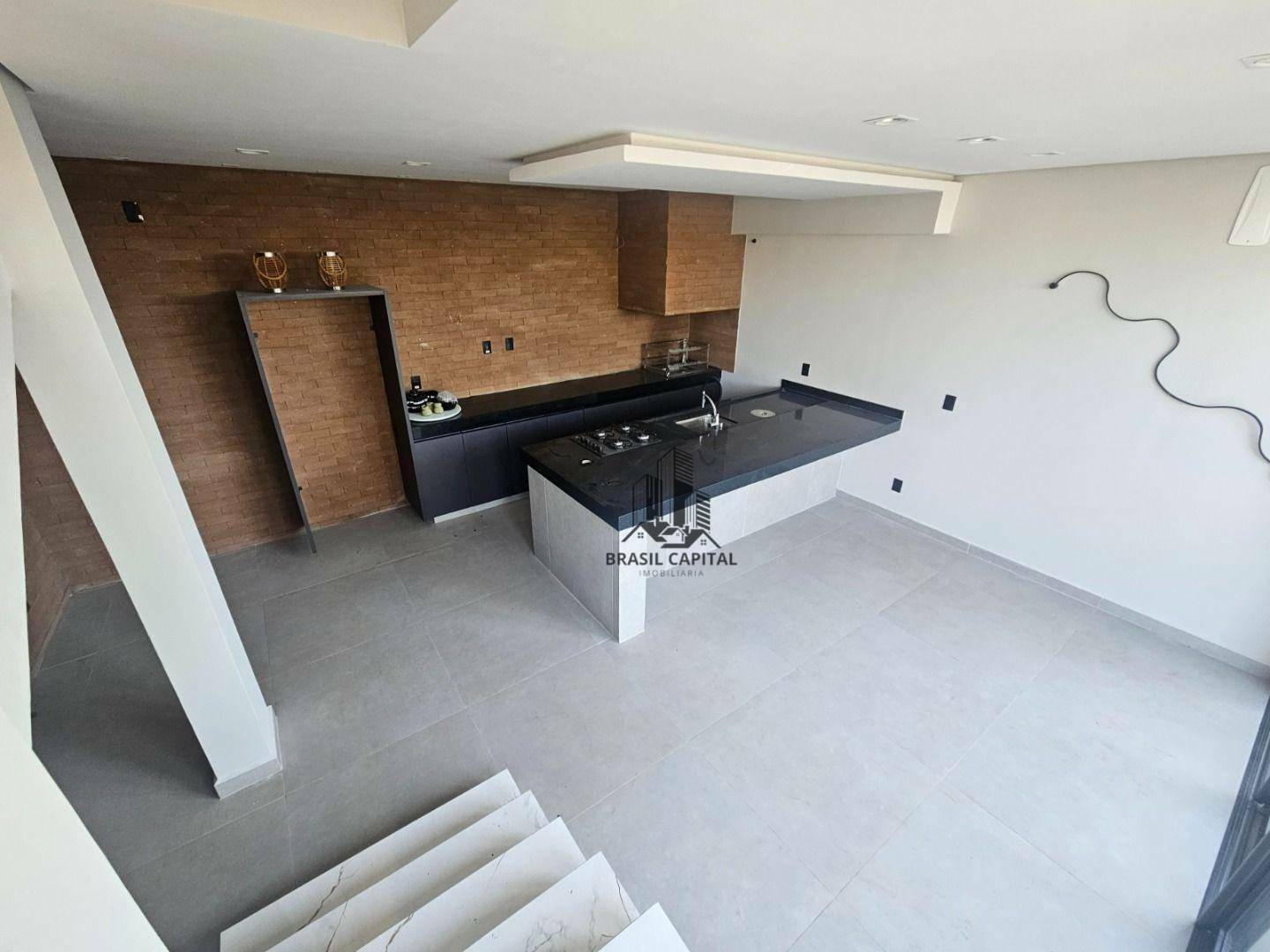 Casa de Condomínio à venda e aluguel com 3 quartos, 250m² - Foto 4