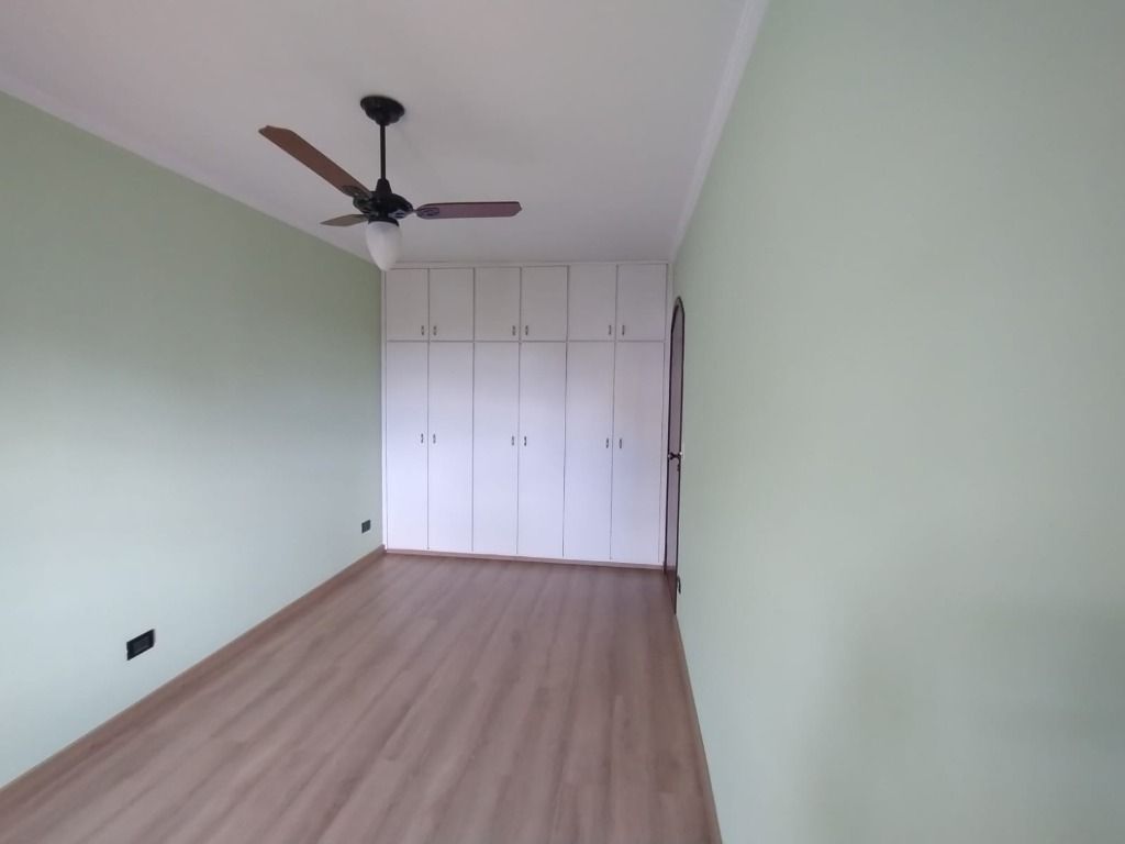 Sobrado à venda com 3 quartos, 206m² - Foto 17