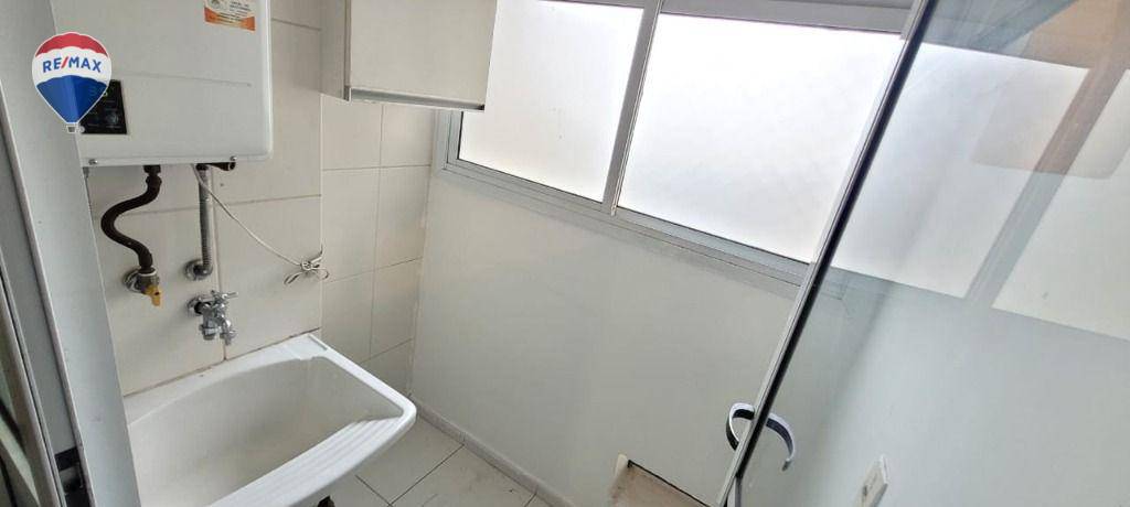 Apartamento para alugar com 3 quartos, 70m² - Foto 6