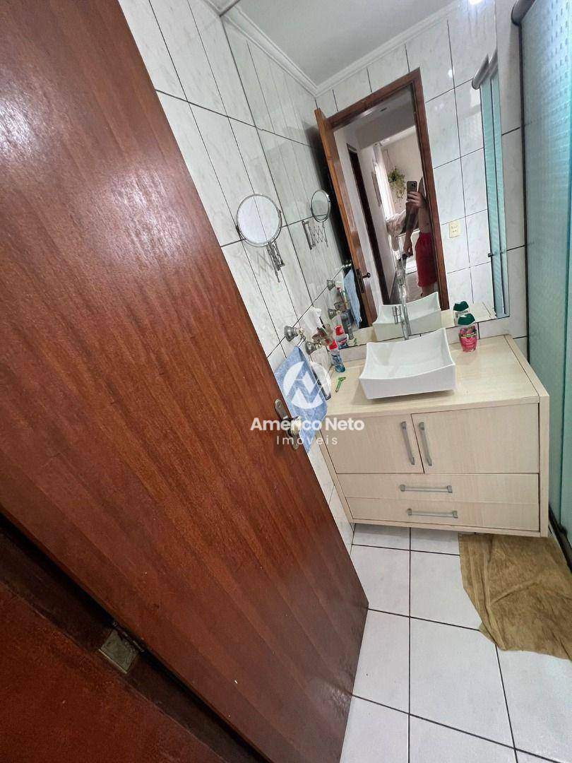 Apartamento à venda com 3 quartos, 65m² - Foto 4