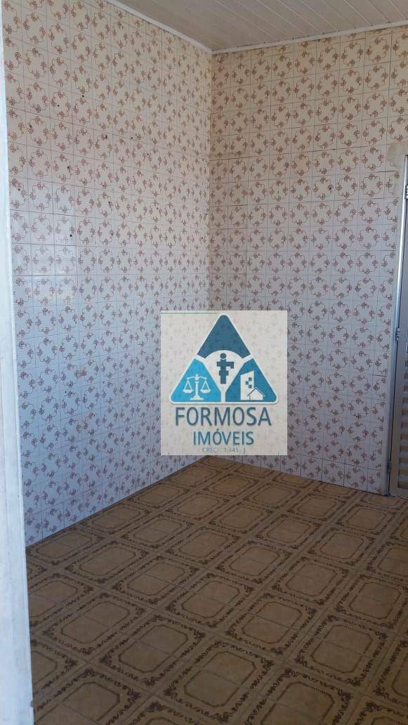 Casa à venda com 2 quartos, 40m² - Foto 17