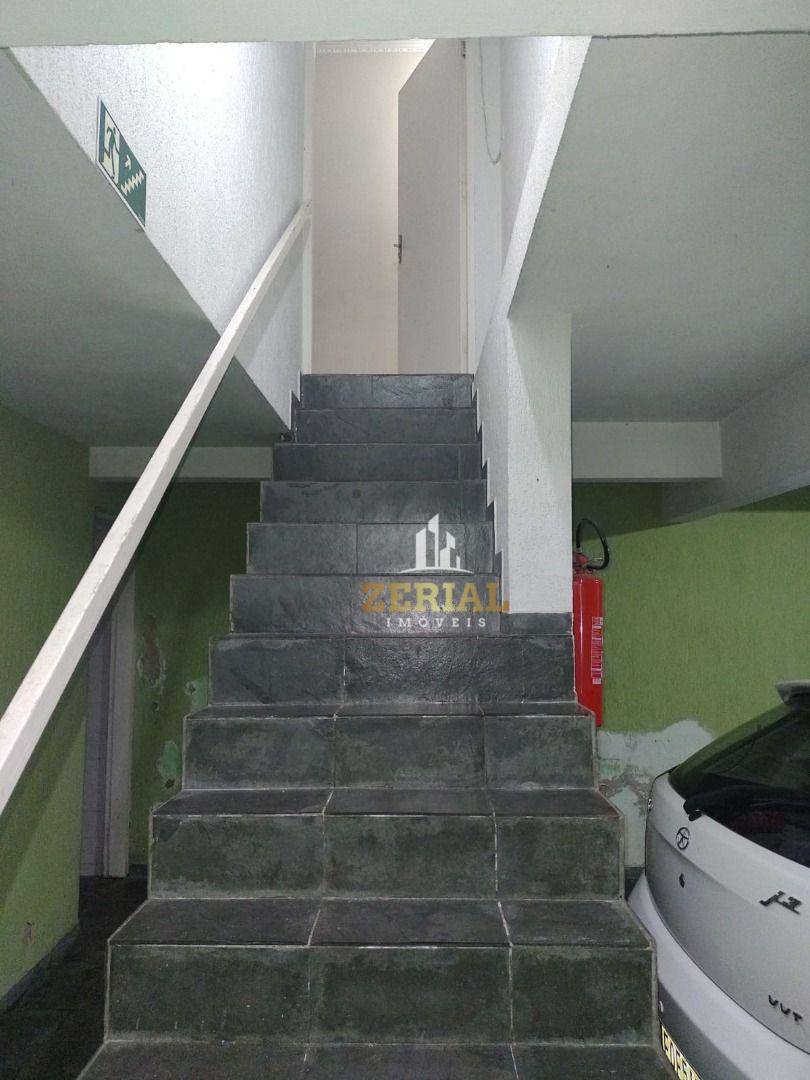 Sobrado à venda com 3 quartos, 250m² - Foto 19