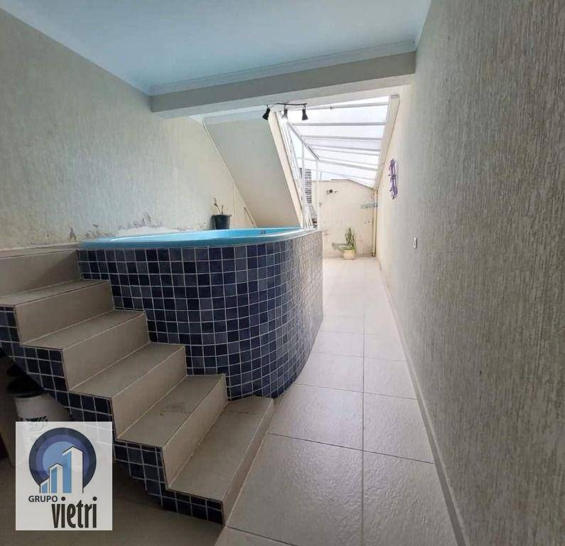 Sobrado à venda com 2 quartos, 150m² - Foto 4