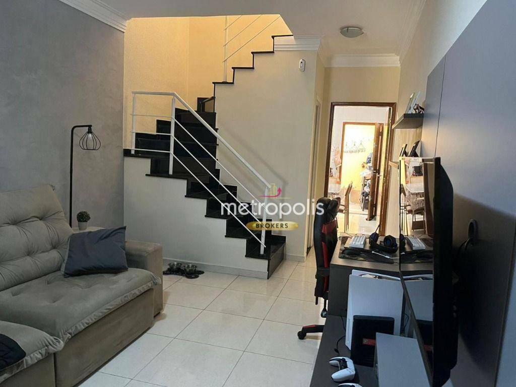 Sobrado à venda com 2 quartos, 111m² - Foto 1