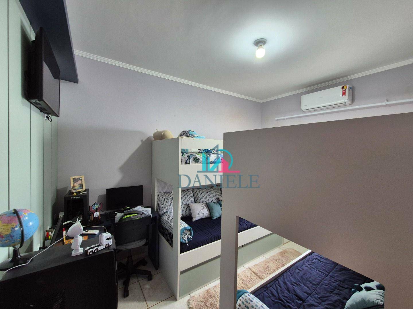 Casa à venda com 3 quartos, 102m² - Foto 12