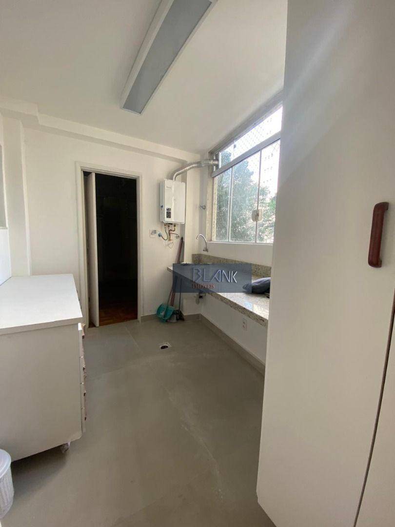 Apartamento à venda com 3 quartos, 187m² - Foto 7