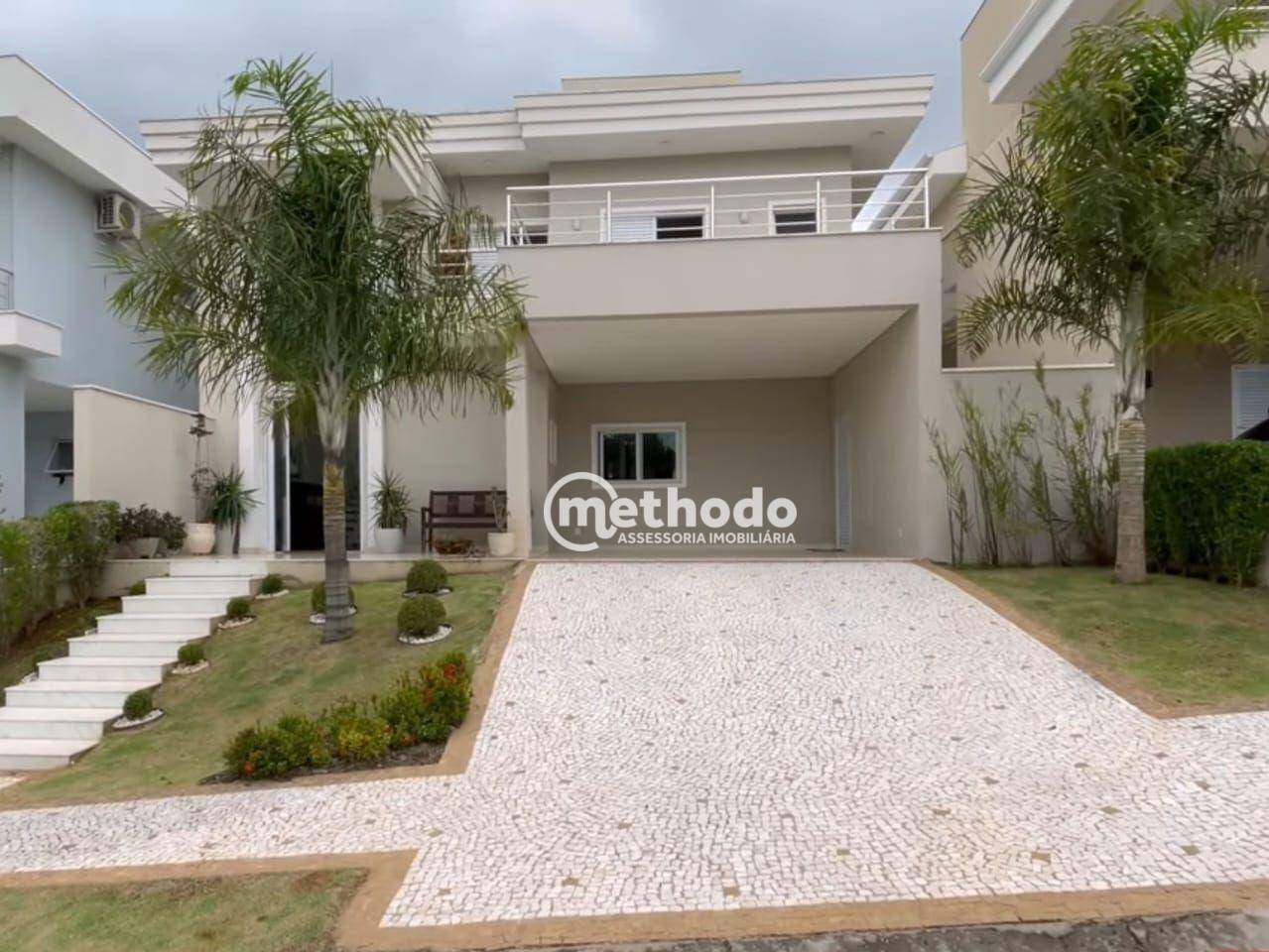 Casa de Condomínio à venda com 3 quartos, 236m² - Foto 1