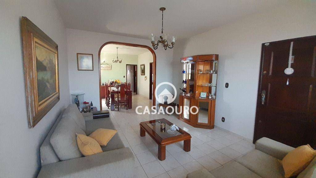 Apartamento à venda com 3 quartos, 118m² - Foto 10