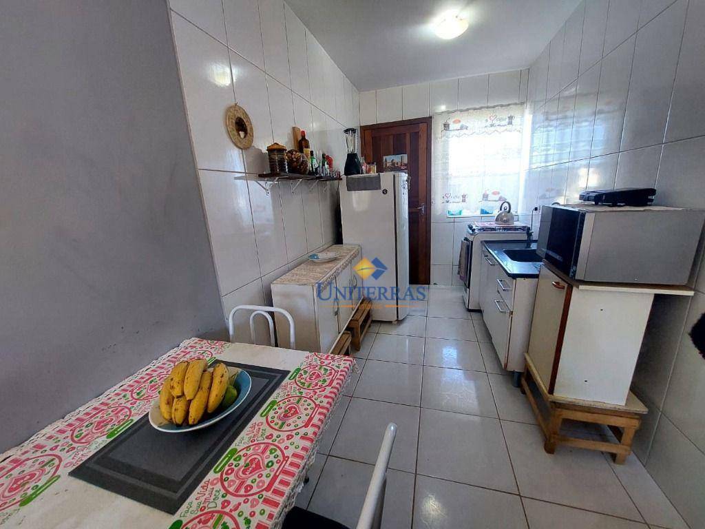 Casa à venda com 3 quartos, 52m² - Foto 5