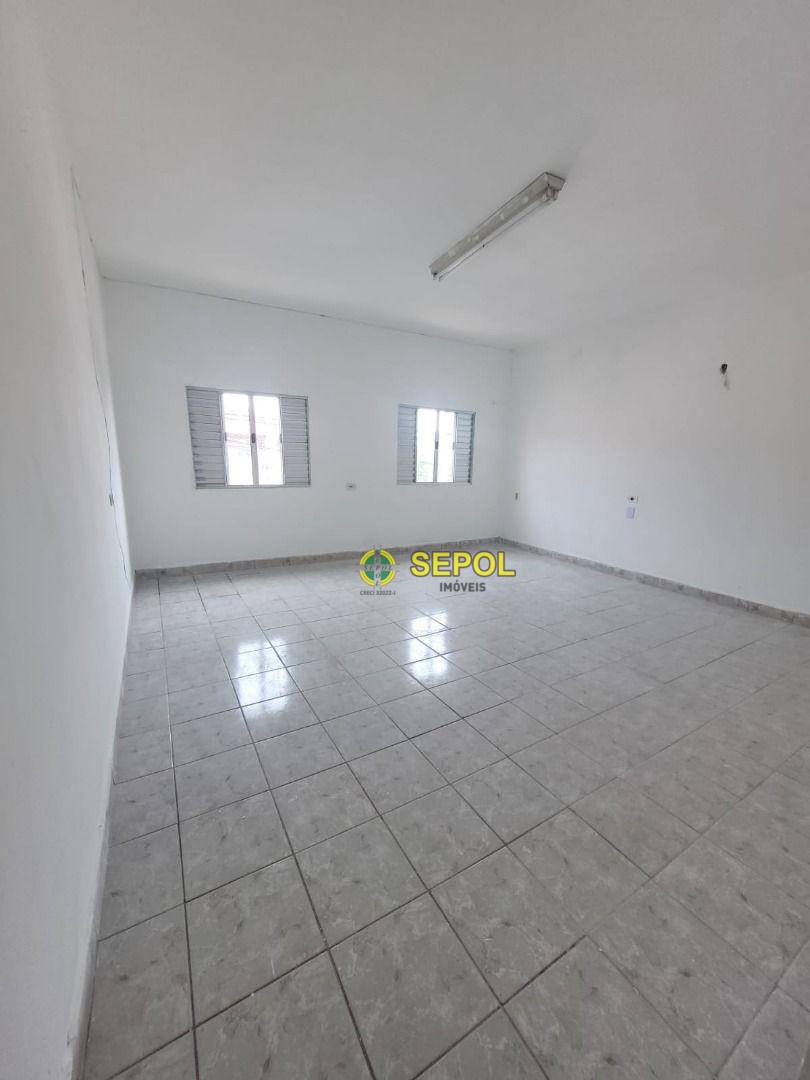 Casa para alugar com 3 quartos, 150m² - Foto 2