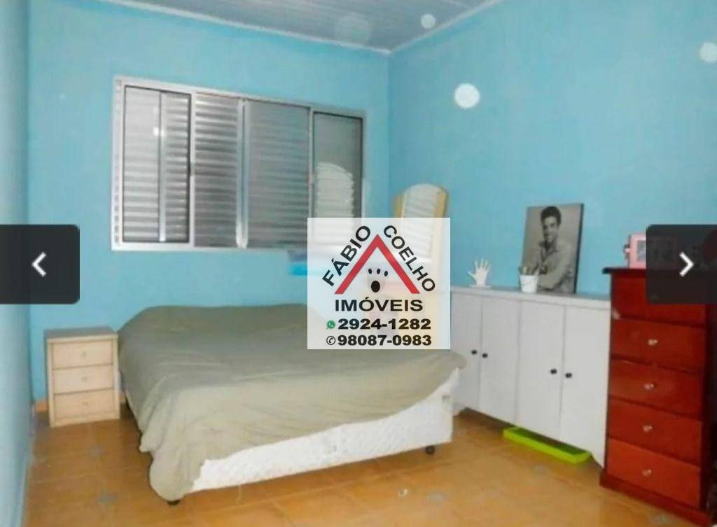 Casa à venda com 5 quartos, 200m² - Foto 5