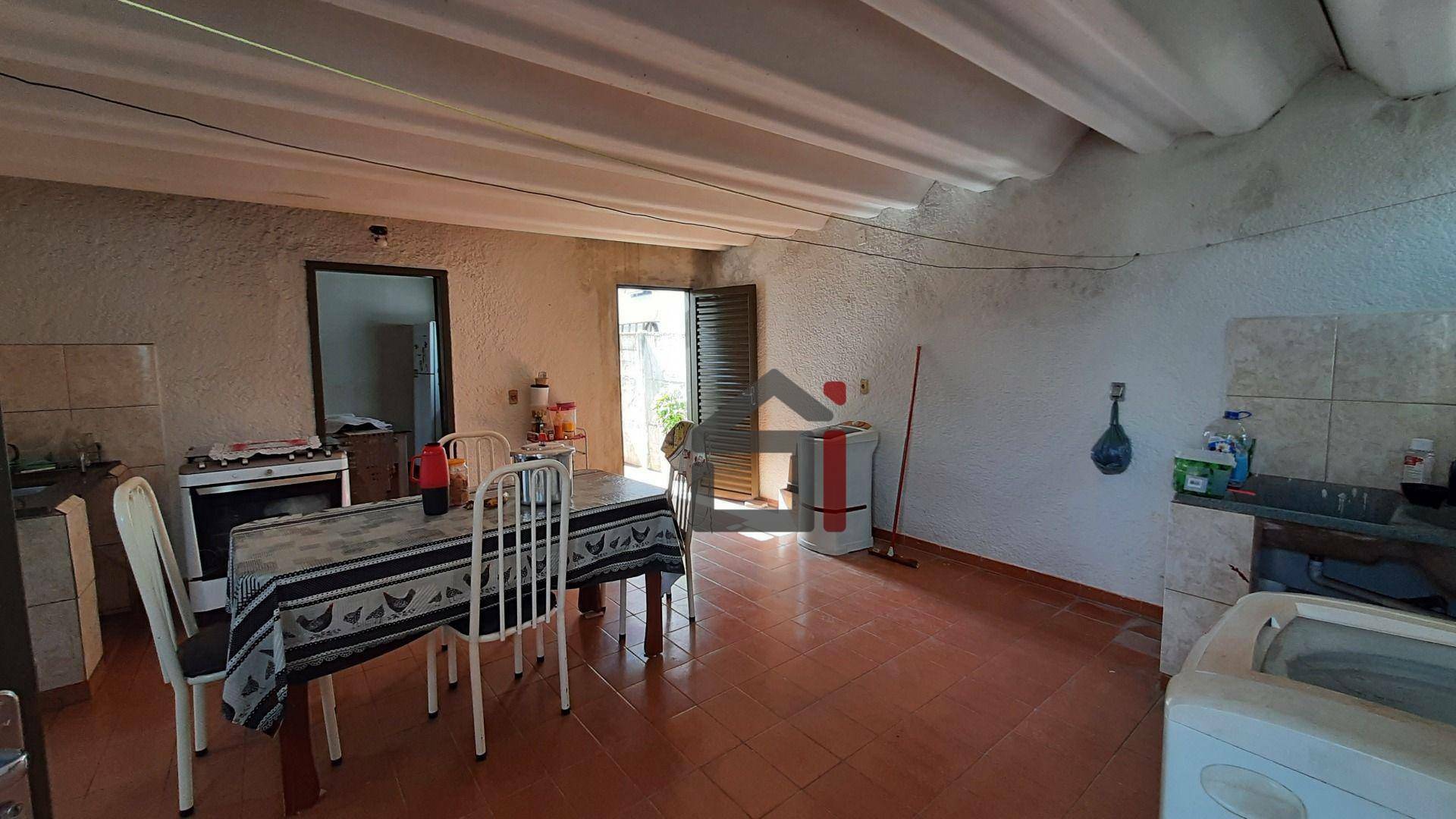 Casa à venda com 2 quartos, 129m² - Foto 14