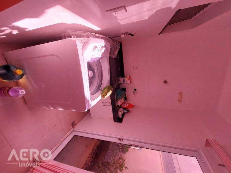 Casa de Condomínio à venda com 3 quartos, 210m² - Foto 13