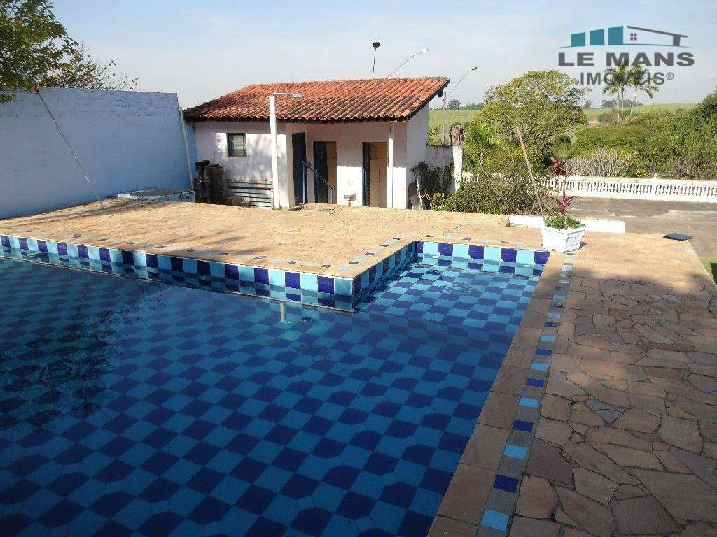 Chácara à venda com 2 quartos, 200m² - Foto 8