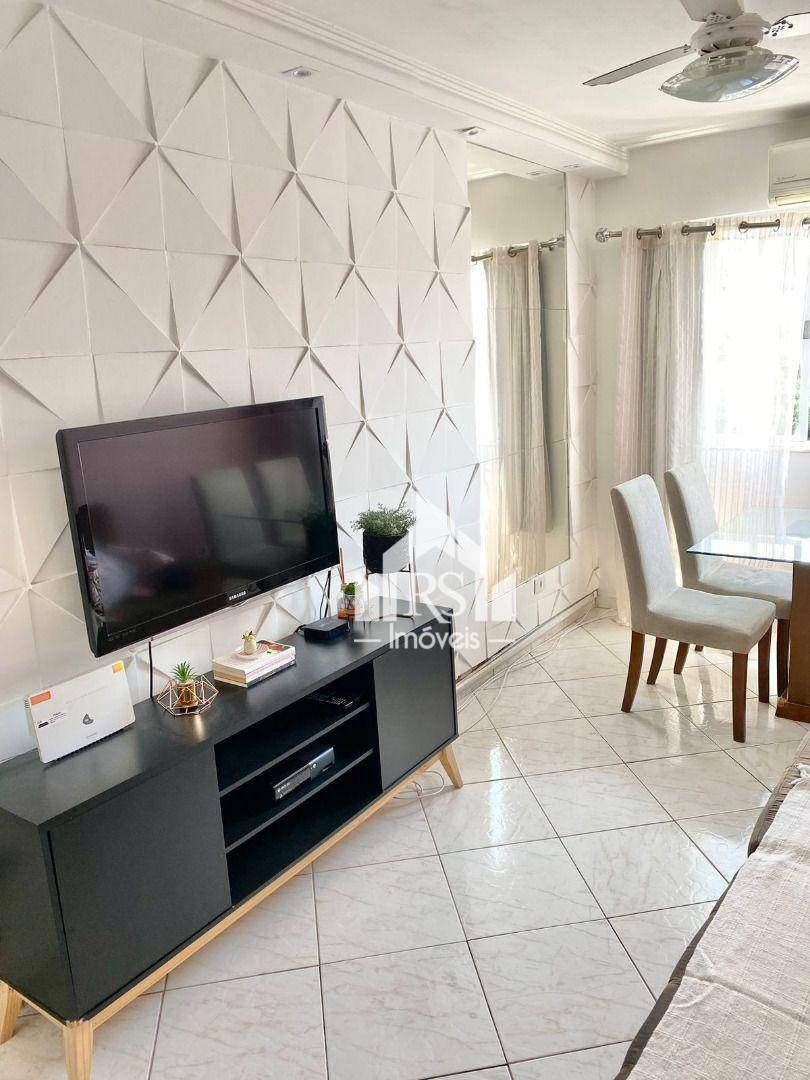 Apartamento à venda com 2 quartos, 60m² - Foto 11