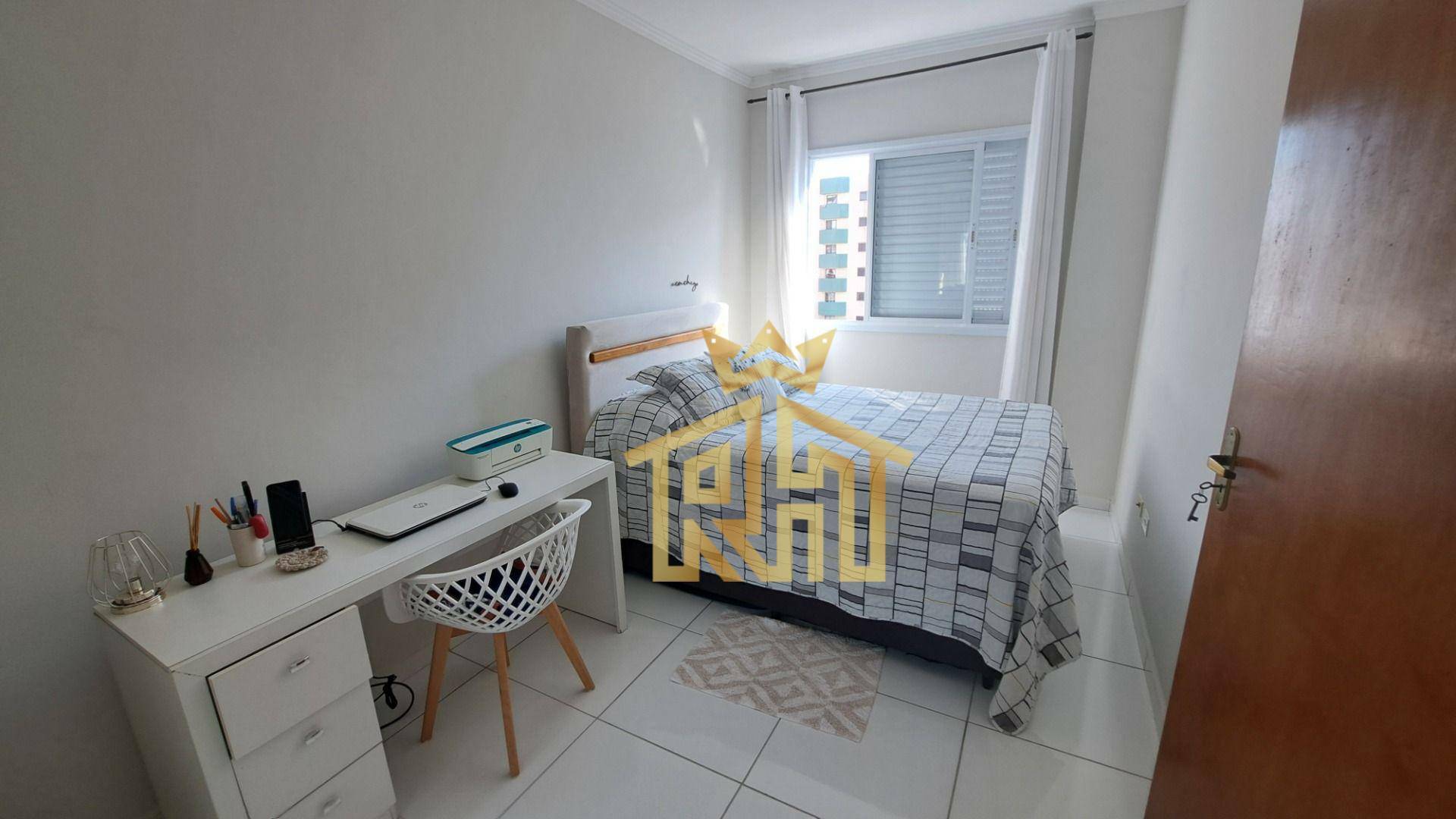 Apartamento à venda com 1 quarto, 45m² - Foto 14