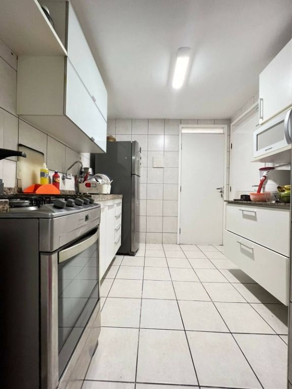 Apartamento à venda com 2 quartos, 60m² - Foto 12