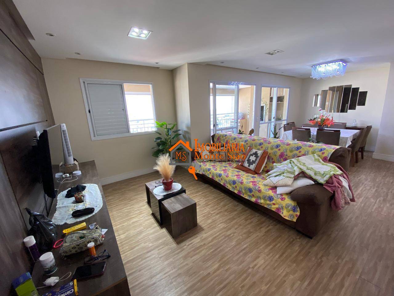 Apartamento para alugar com 2 quartos, 92m² - Foto 1