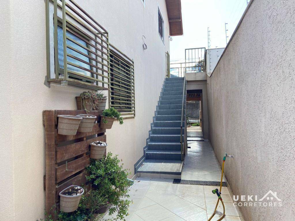 Casa à venda com 3 quartos, 280m² - Foto 27