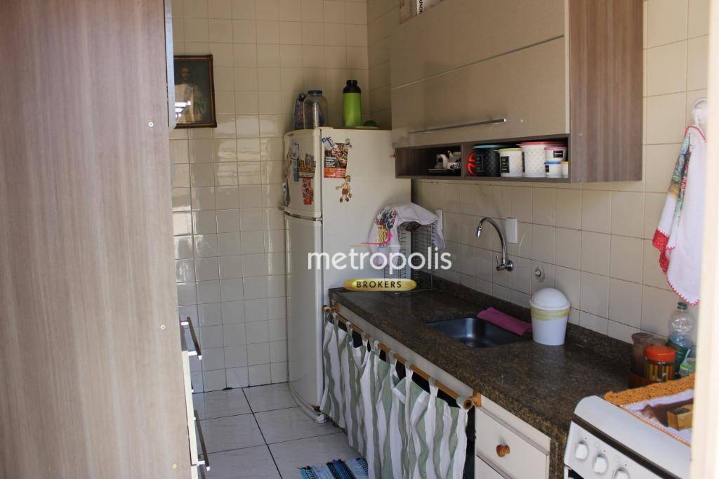 Casa à venda com 2 quartos, 220m² - Foto 25