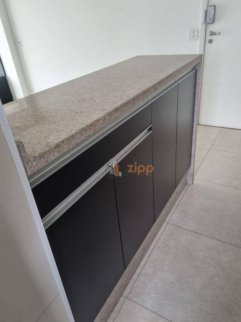 Apartamento para alugar com 2 quartos, 64m² - Foto 7