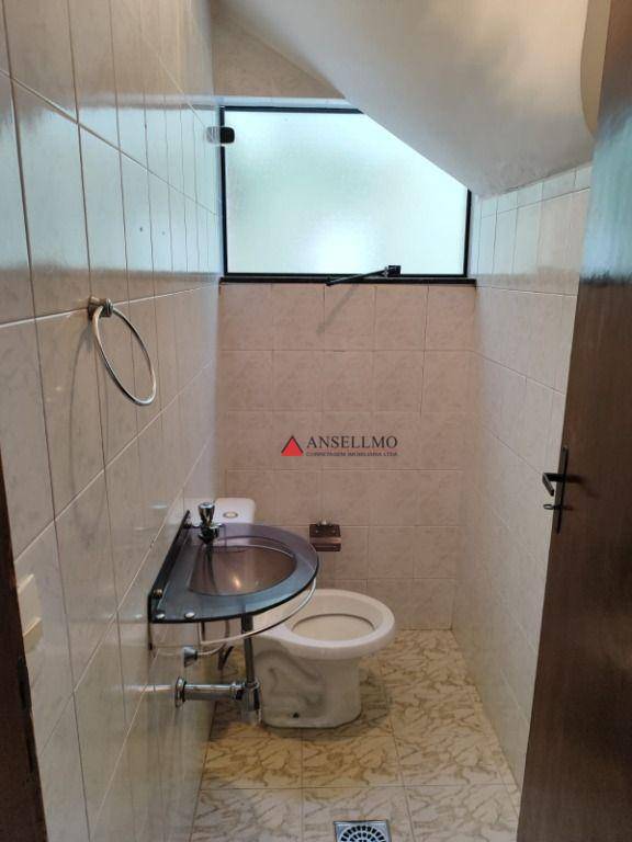 Sobrado para alugar com 4 quartos, 370m² - Foto 8