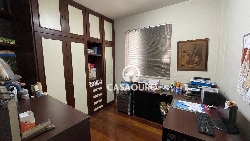 Apartamento à venda com 4 quartos, 141m² - Foto 19