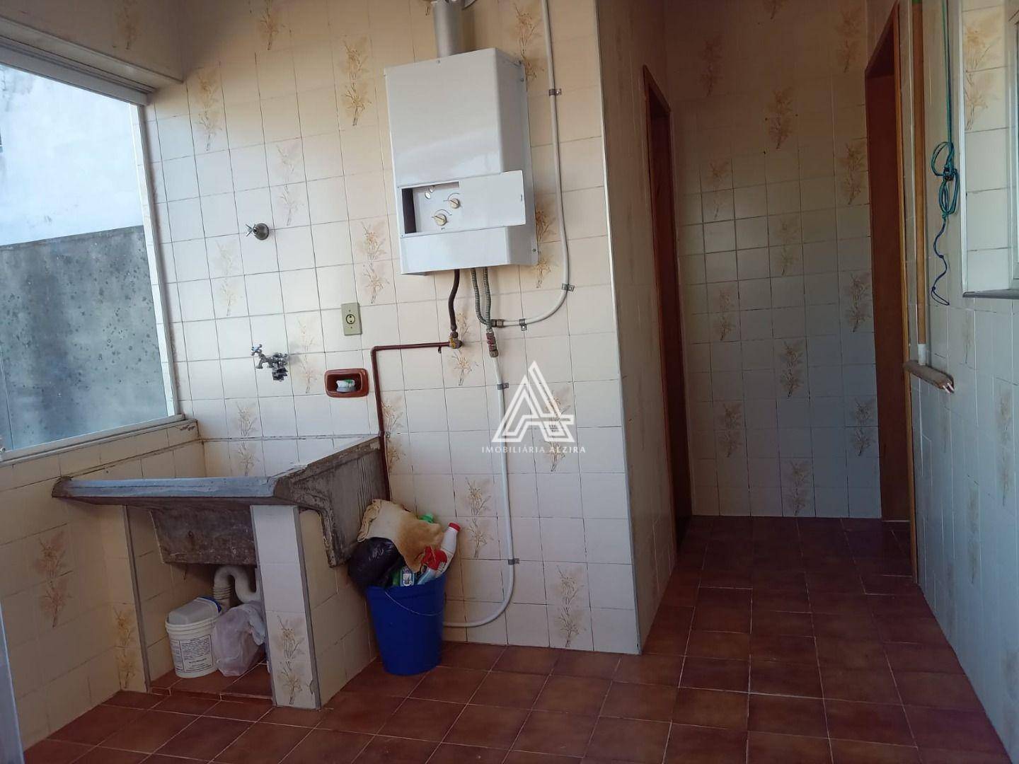 Sobrado à venda com 2 quartos, 300m² - Foto 29