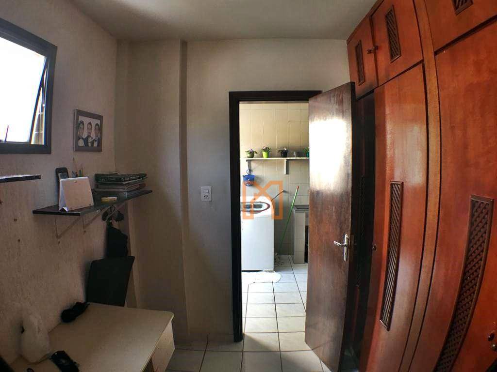 Apartamento à venda com 3 quartos, 151m² - Foto 27