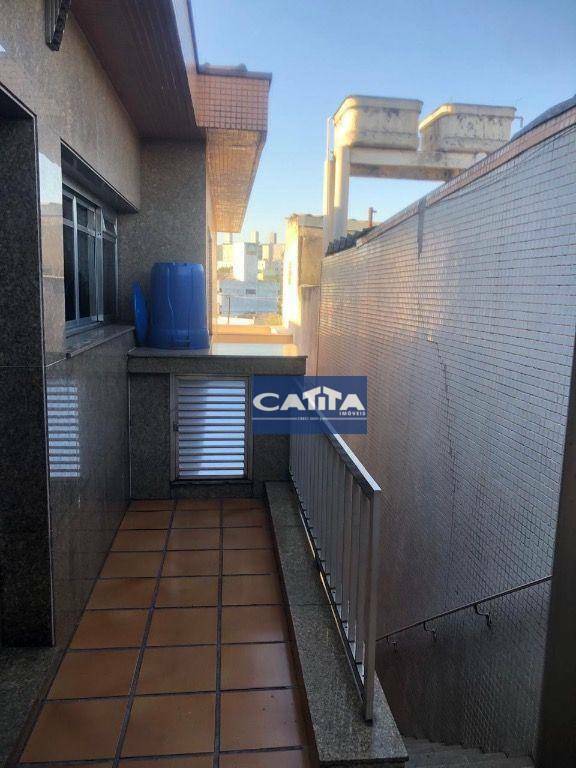 Sobrado à venda com 4 quartos, 250m² - Foto 4