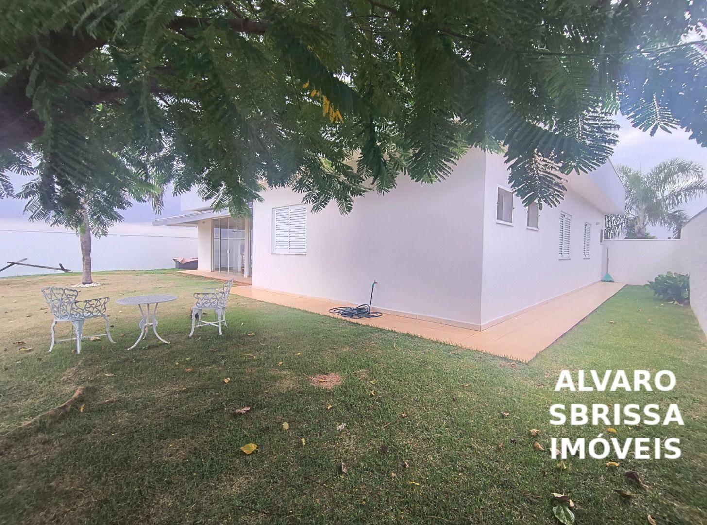 Casa de Condomínio à venda e aluguel com 3 quartos, 220m² - Foto 38