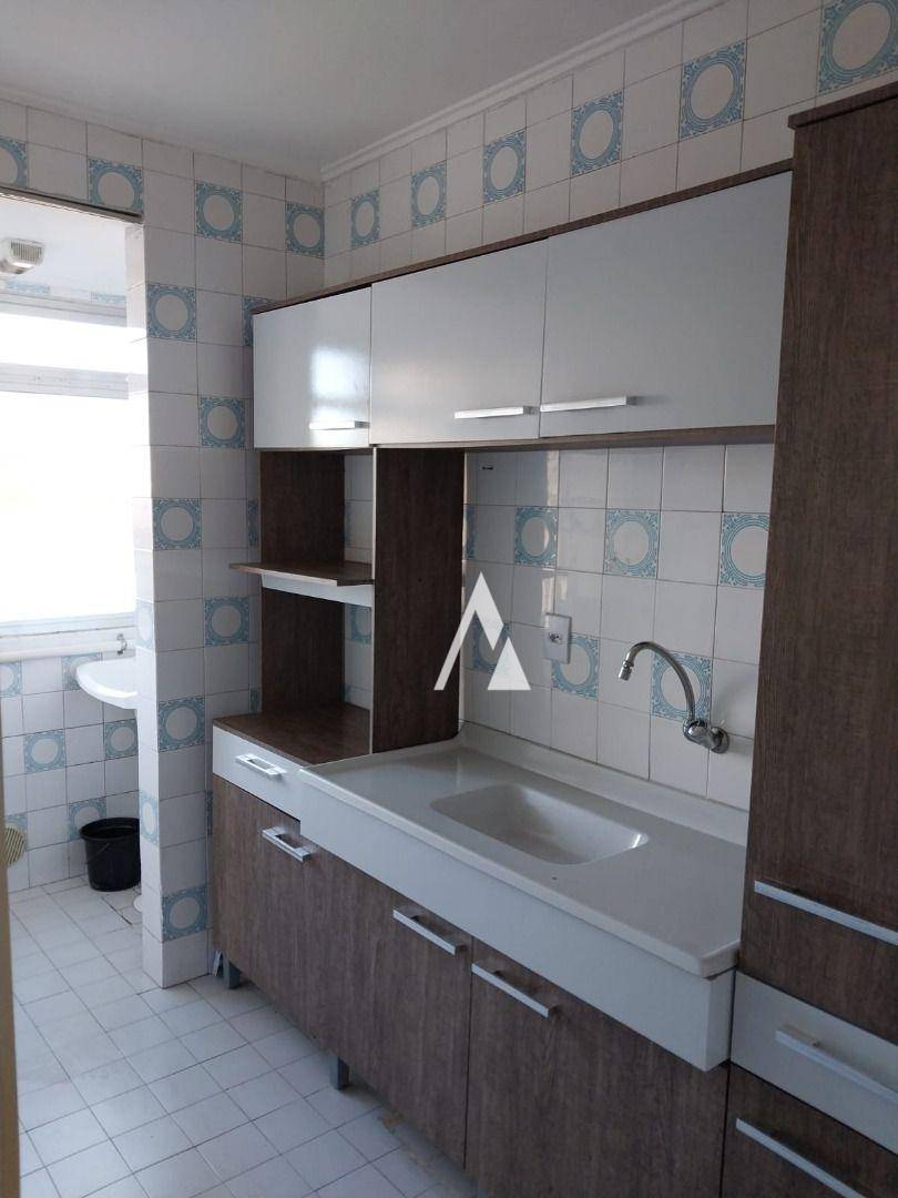 Apartamento à venda com 1 quarto, 42m² - Foto 11