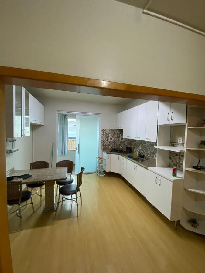 Apartamento à venda com 3 quartos, 239m² - Foto 5