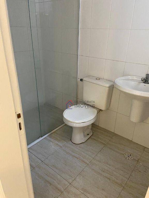 Casa à venda com 3 quartos, 256m² - Foto 11